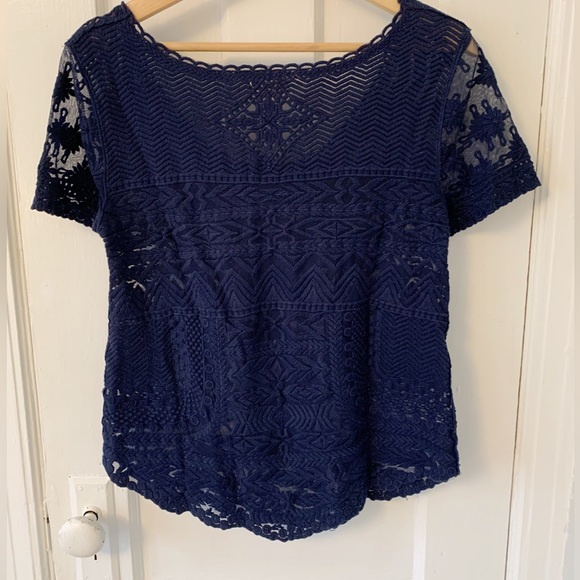 💙SOLD💙Anthropologie Embroidered Short Sleeved Top - Picture 3 of 4